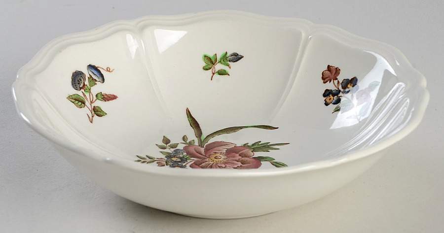 Queens Sprays Coupe Cereal Bowl by Wedgwood-1