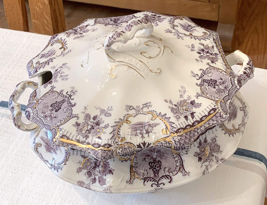 Raleigh Purple Tureen &  Lid by Wedgwood-1