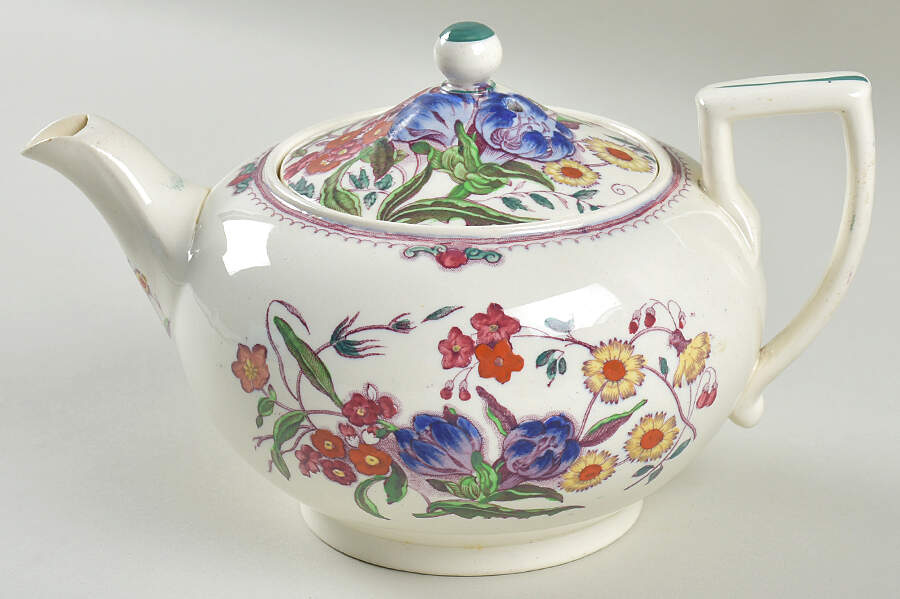 Ranunculus Teapot & Lid by Wedgwood-1