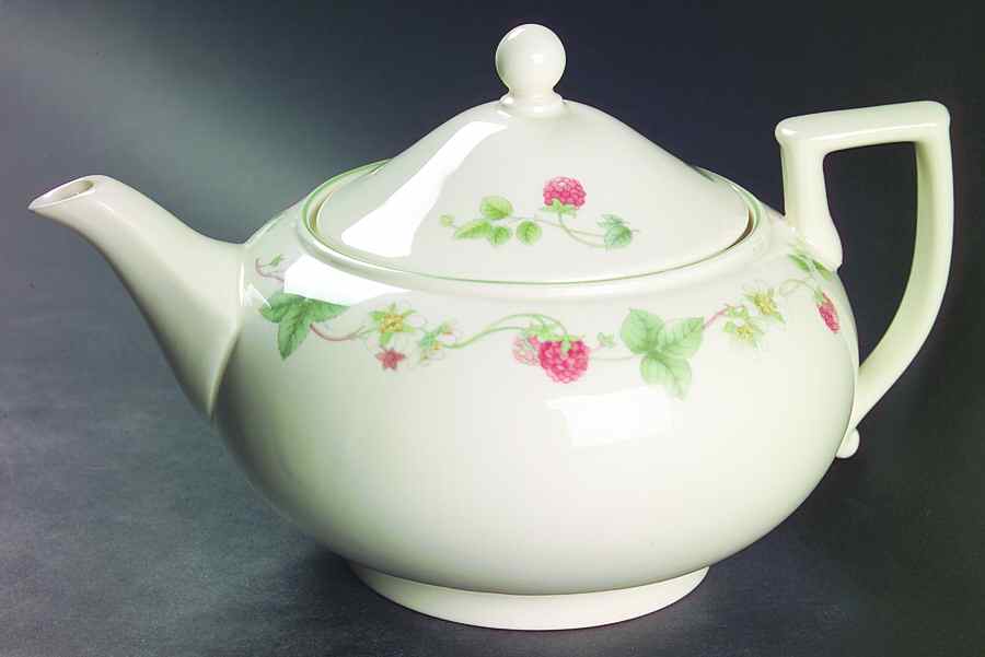 Raspberry Teapot & Lid by Wedgwood-1