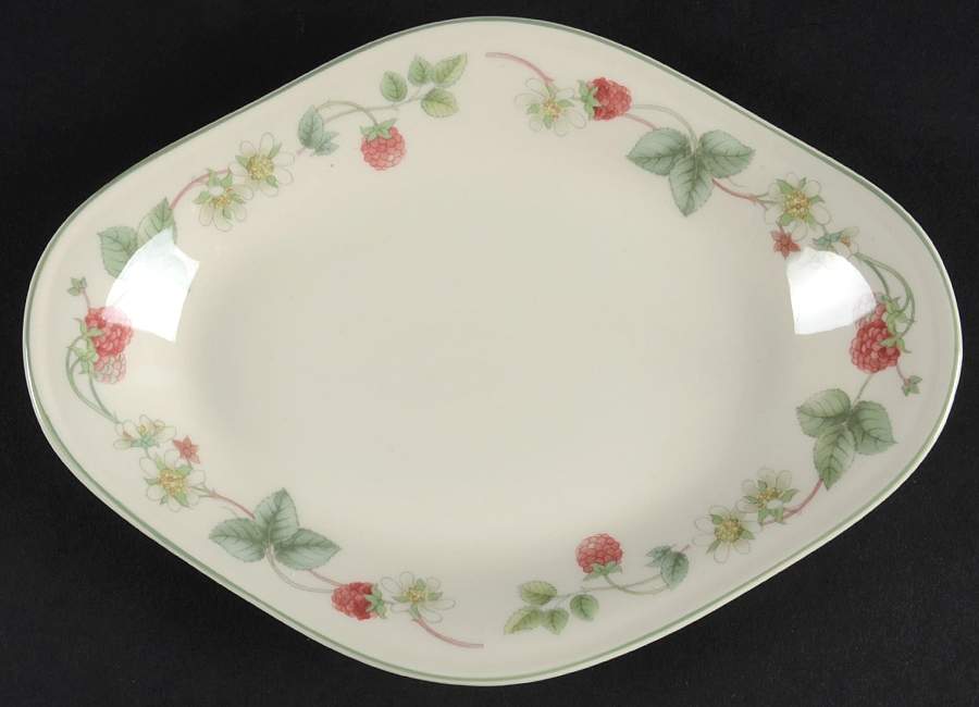 Raspberry Relish/Gravy Underplate by Wedgwood-1