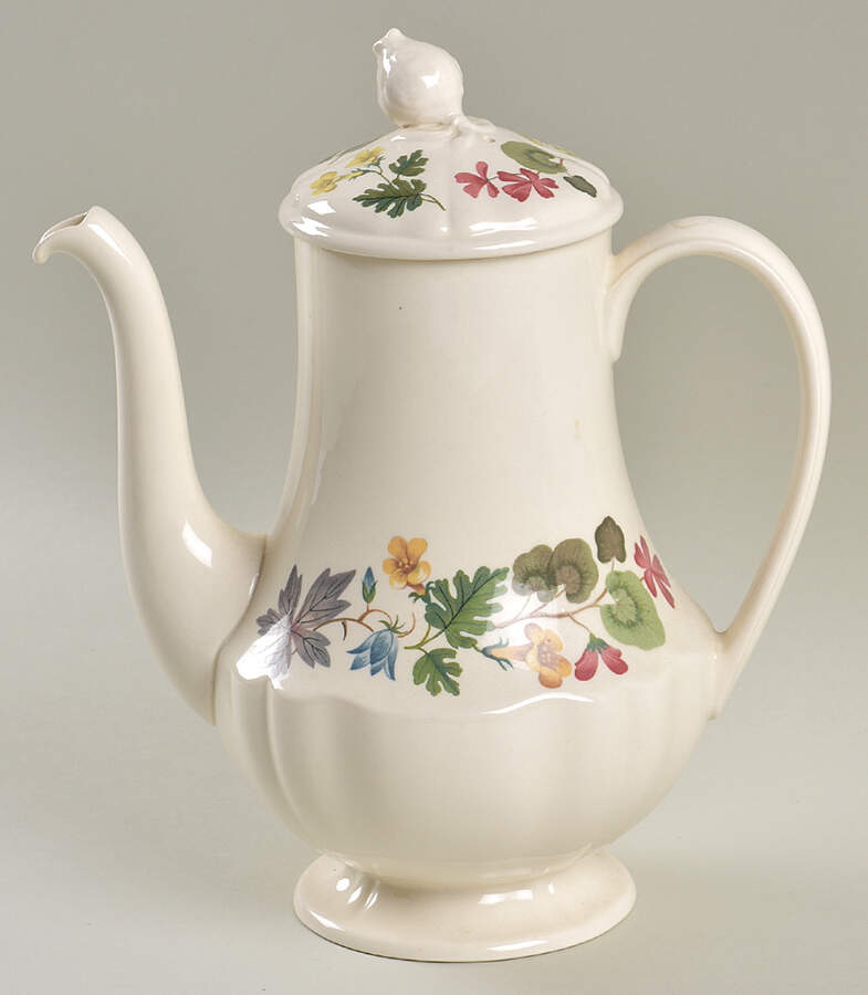 Richmond Coffee Pot & Lid by Wedgwood-1