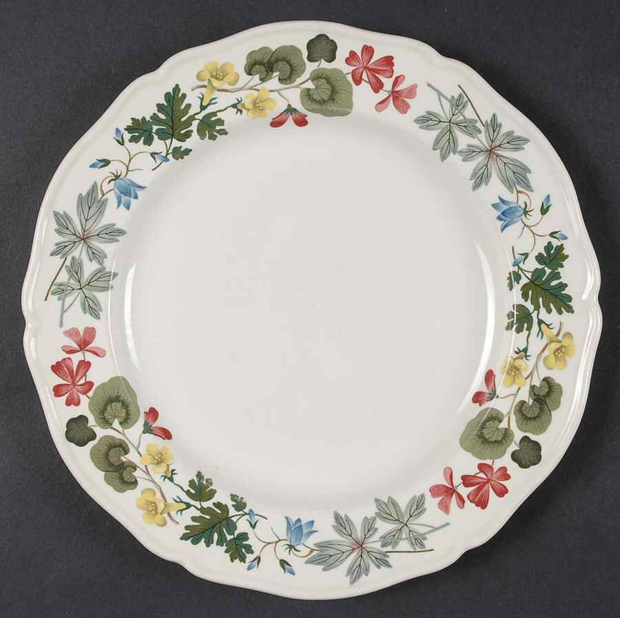 Richmond Luncheon Plate by Wedgwood-1