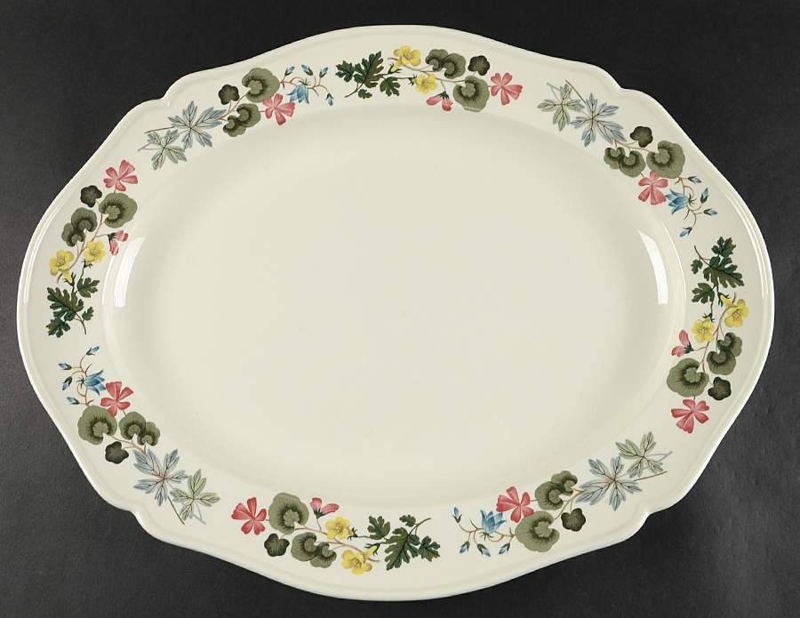 Richmond 18" Oval Serving Platter by Wedgwood-1