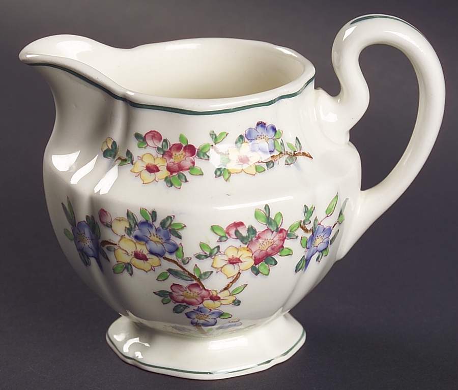 Richborough Creamer by Wedgwood-1