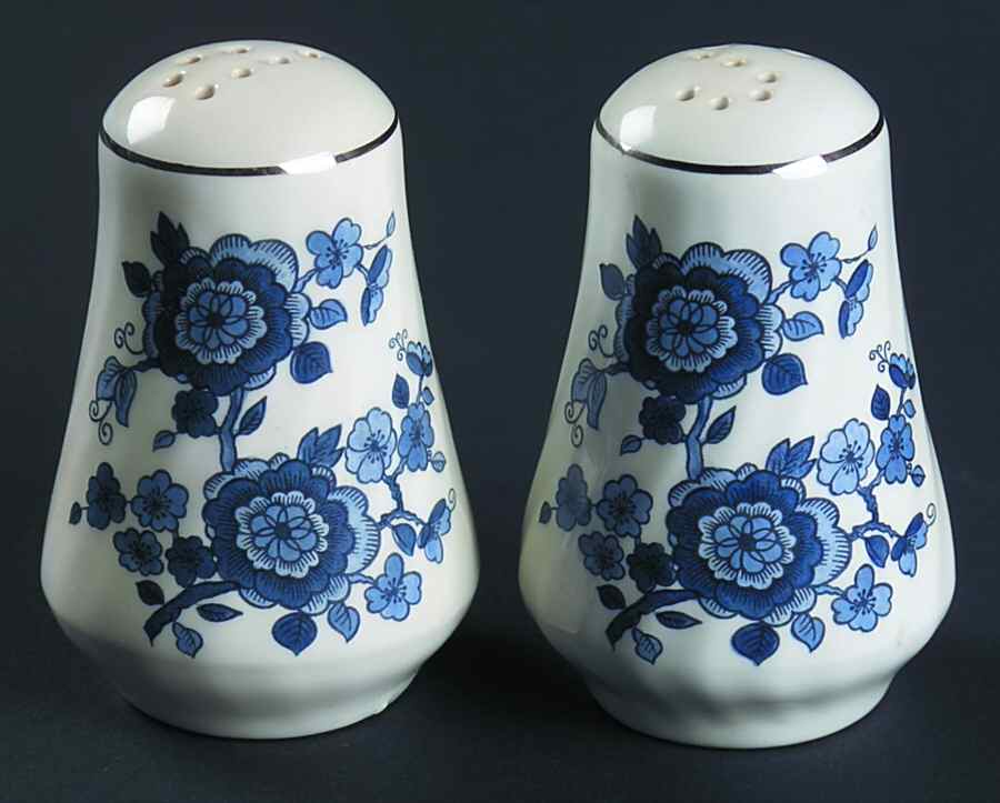 Royal Blue Salt & Pepper Set by Wedgwood-1