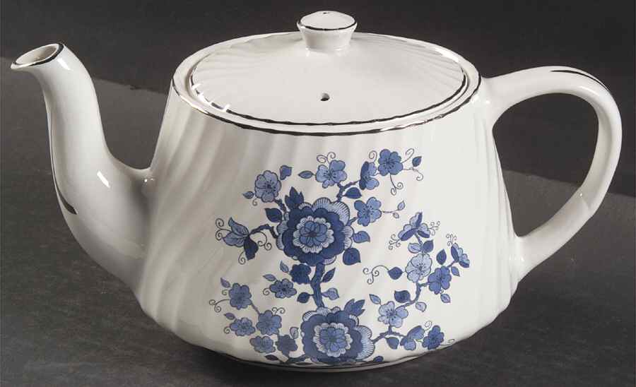 Royal Blue Teapot & Lid by Wedgwood-1