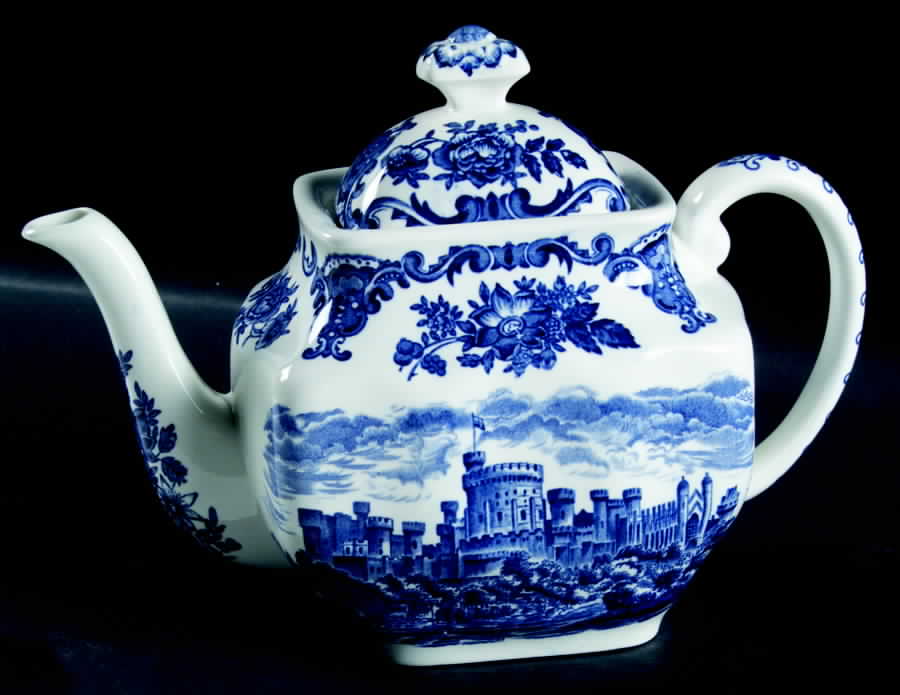 Royal Homes of Britain Blue Teapot & Lid by Wedgwood-1