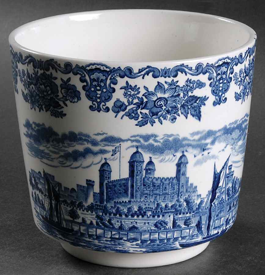 Royal Homes of Britain Blue Medium Cachepot by Wedgwood-1