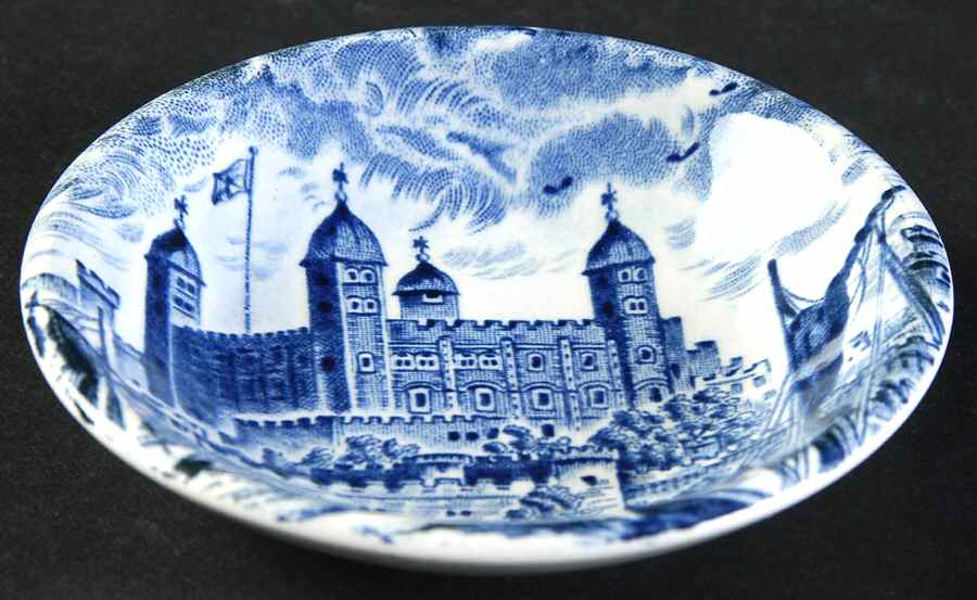 Royal Homes of Britain Blue Butter Pat by Wedgwood-1