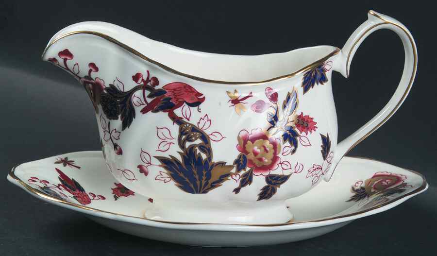 Royal Hong Kong Gravy Boat & Underplate by Wedgwood-1