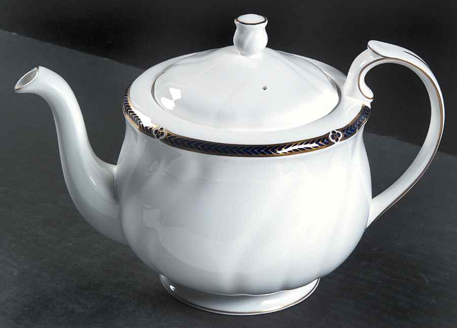 Royal Lapis Teapot & Lid by Wedgwood-1