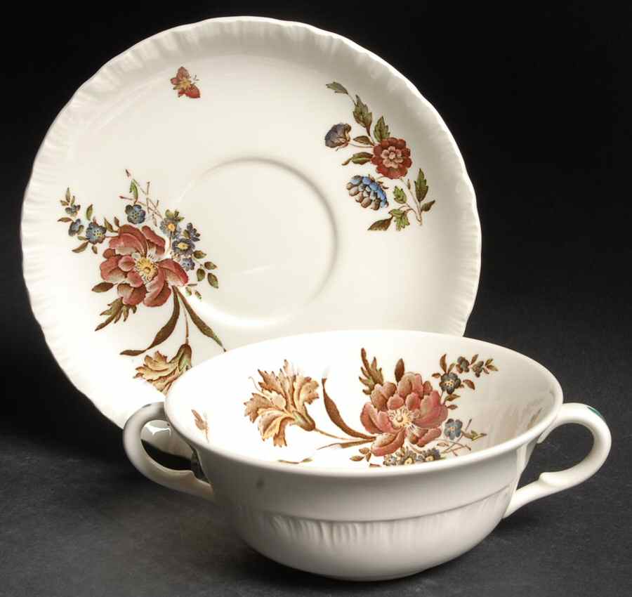 Robert Sprays Flat Cream Soup & Saucer Set by Wedgwood-1