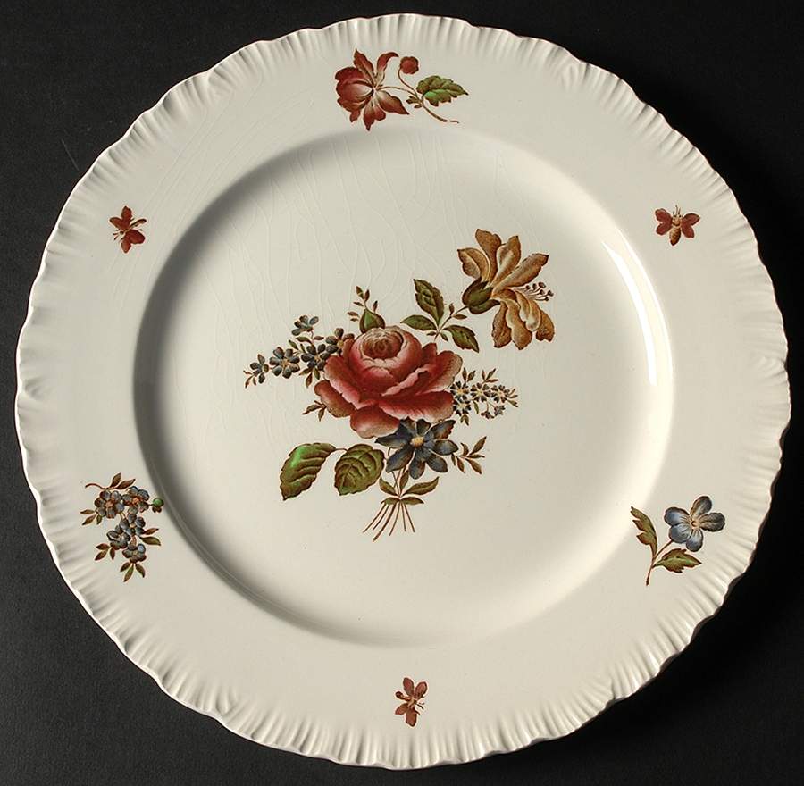Robert Sprays Dinner Plate by Wedgwood-1