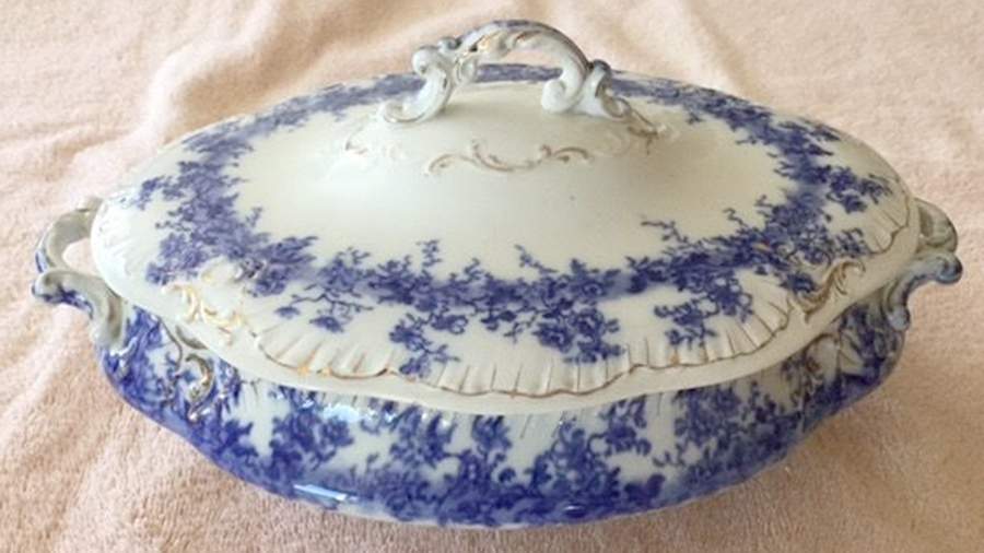 Rosa Blue Oval Covered Vegetable by Wedgwood-1