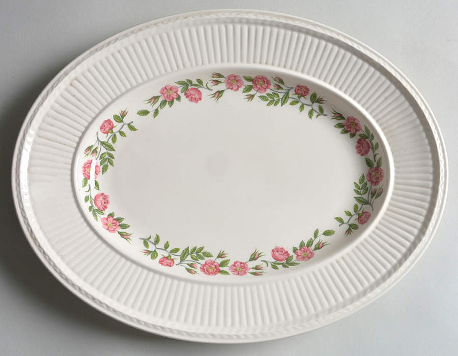 Rosalind 14" Oval Serving Platter by Wedgwood-1