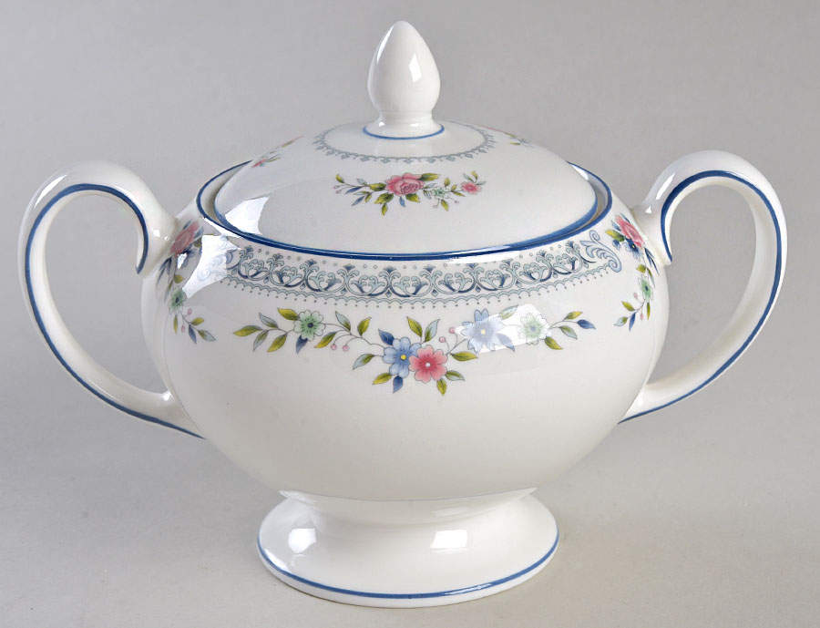 Rosedale Leigh Shape Sugar Bowl & Lid by Wedgwood-1