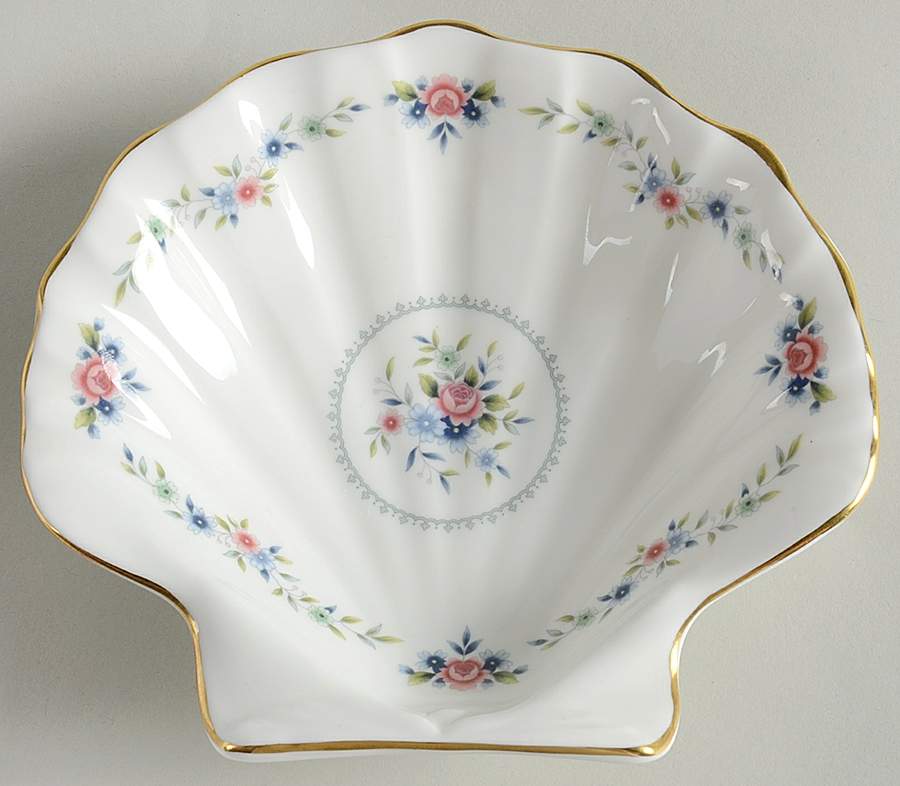Rosedale Shell Shaped Dish by Wedgwood-1
