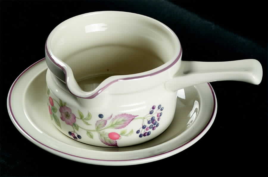 Roseberry Gravy Boat & Underplate by Wedgwood-1