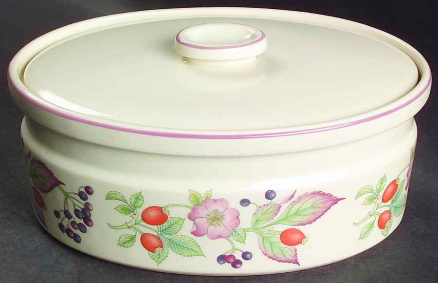 Roseberry 1 Quart Oval Covered Casserole by Wedgwood-1