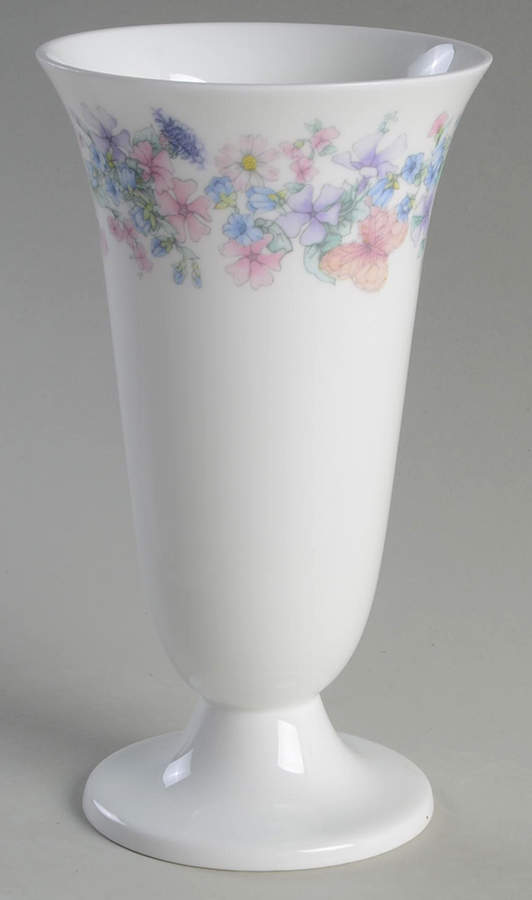 Rosehip 7" Vase by Wedgwood-1