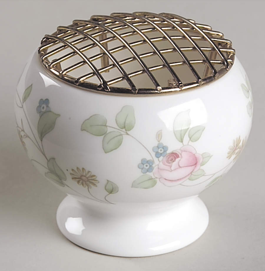 Rosehip 2" Rose Bowl by Wedgwood-1