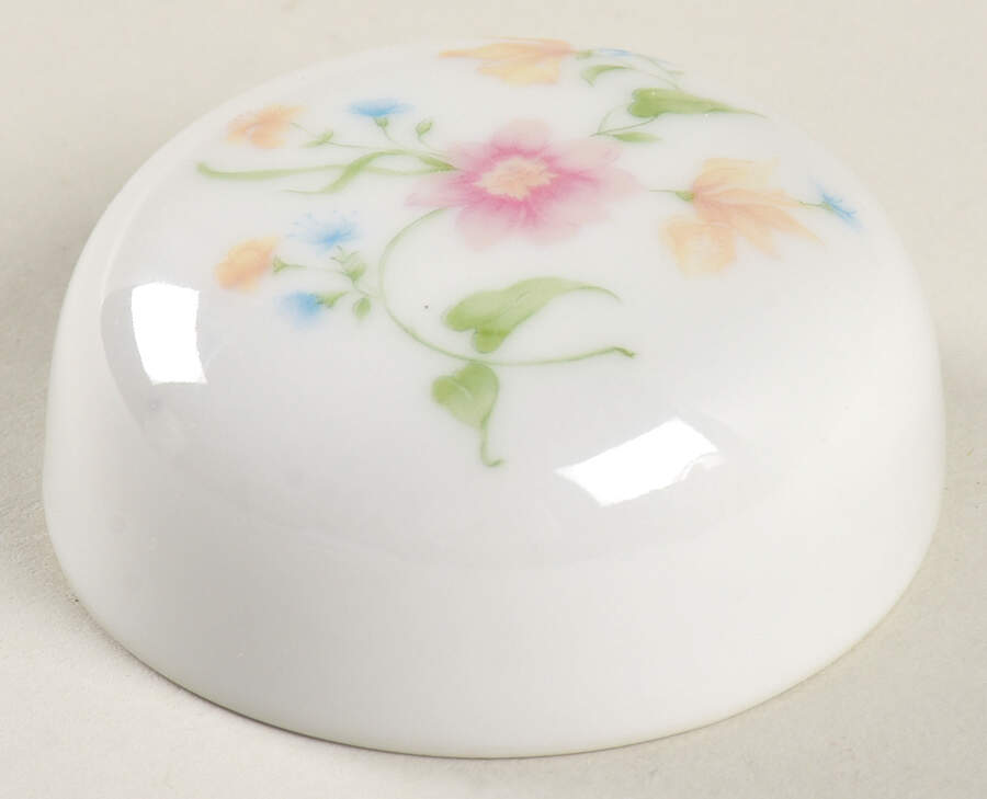 Rosehip Lid for Small Ginger Jar by Wedgwood-1