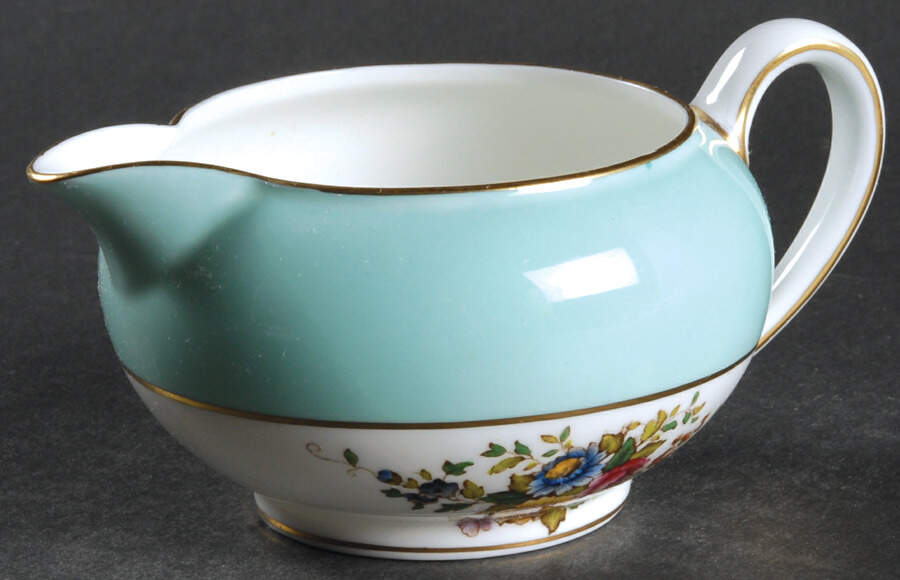 Rosemary 146 Shape Creamer by Wedgwood-1
