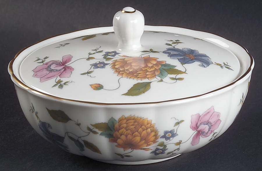 Rosemeade Murray Dish with Lid by Wedgwood-1