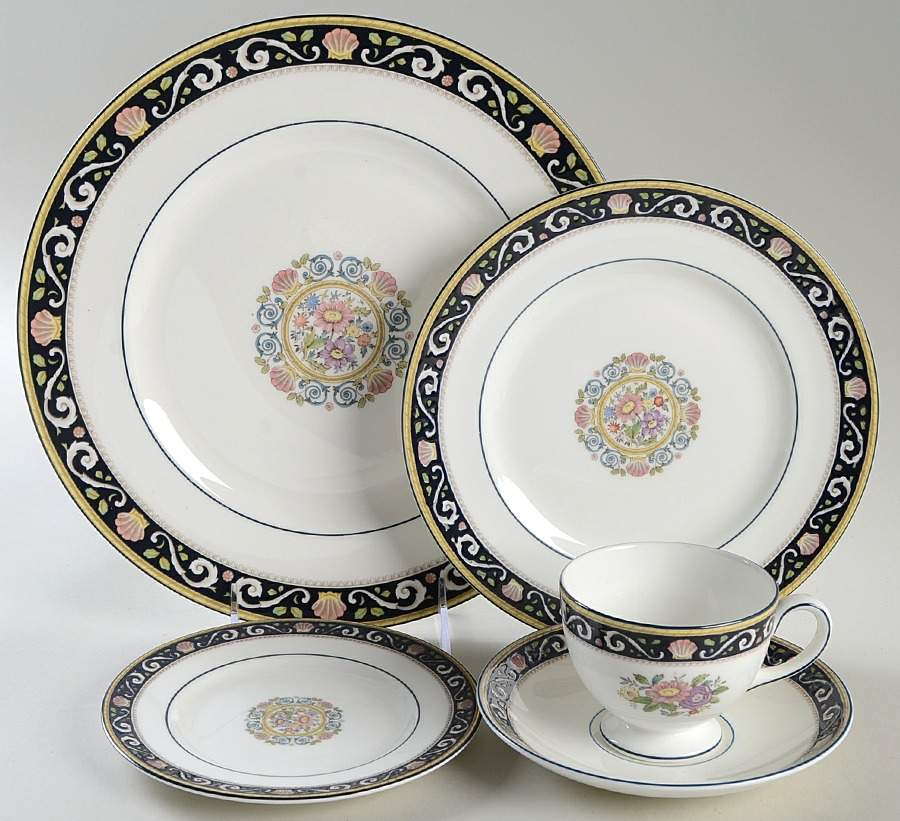 Runnymede Blue 40-Piece Set by Wedgwood-1