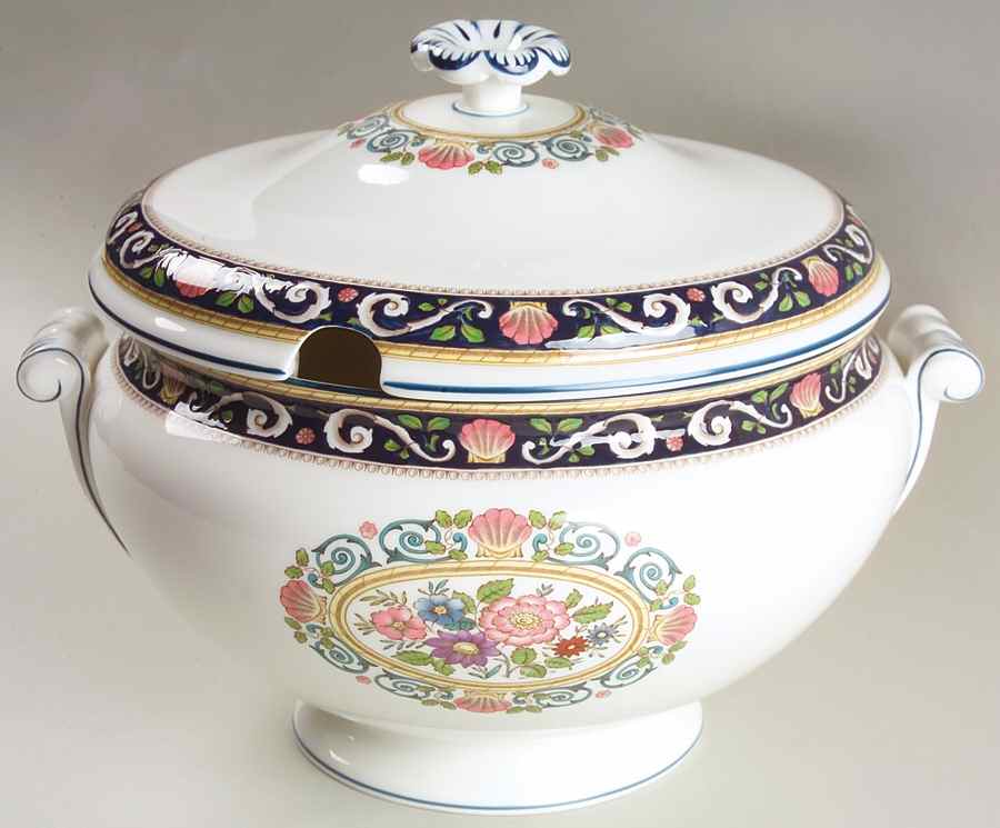 Runnymede Blue Tureen &  Lid by Wedgwood-1