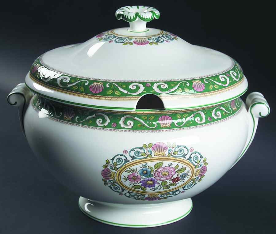 Runnymede Green Tureen &  Lid by Wedgwood-1