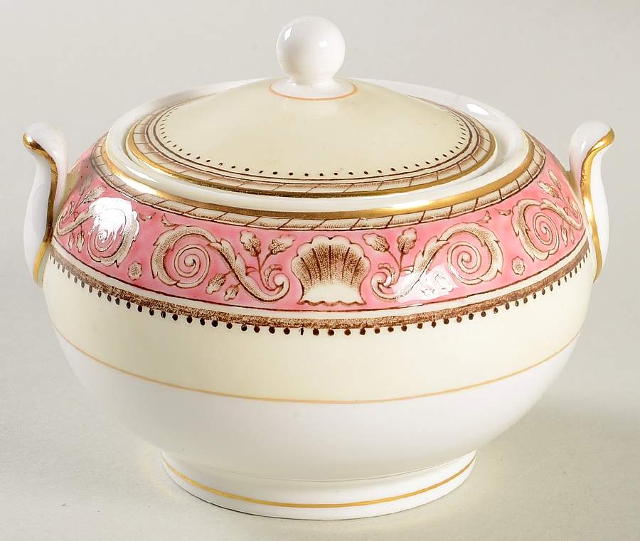Runnymede Pink 146 Shape Sugar Bowl & Lid by Wedgwood-1