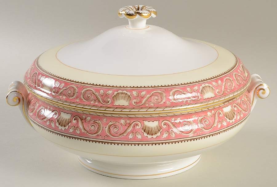 Runnymede Pink Round Covered Vegetable by Wedgwood-1