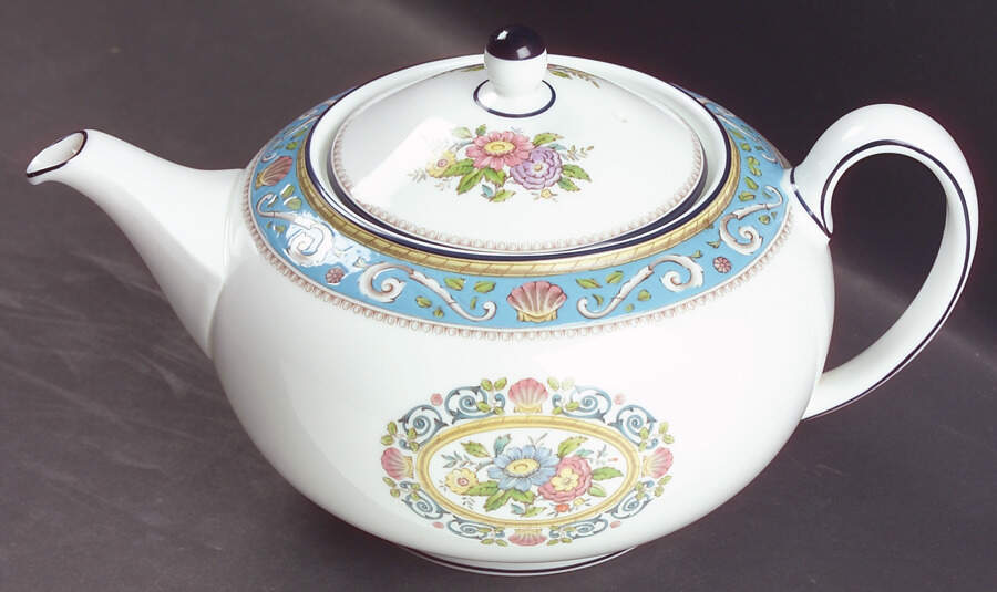 Runnymede Turquoise (Pink Shells, Floral Center) Teapot & Lid by Wedgwood-1
