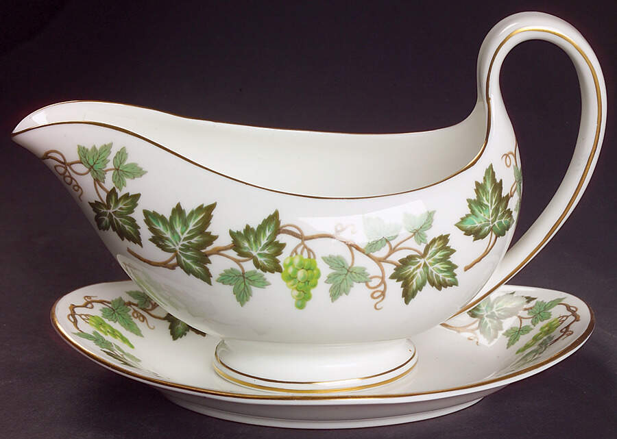 Santa Clara Gravy Boat & Underplate/Relish by Wedgwood-1