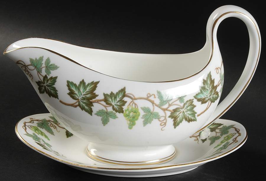 Santa Clara Gravy Boat & Underplate by Wedgwood-1