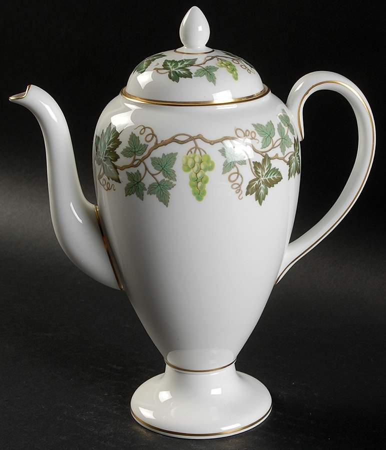 Santa Clara Small Coffee Pot & Lid by Wedgwood-1