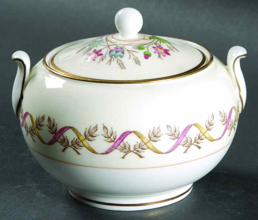 Sandringham Pink 146 Shape Sugar Bowl & Lid by Wedgwood-1