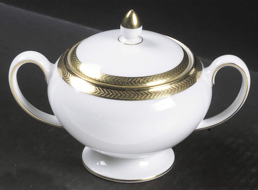 Senator Leigh Shape Sugar Bowl & Lid by Wedgwood-1