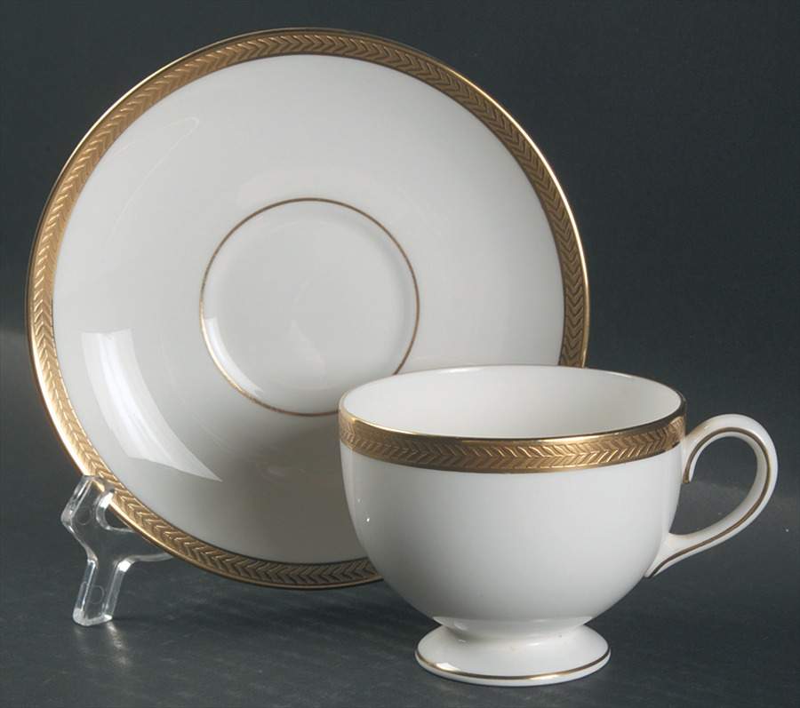 Senator Leigh Shape Footed Cup & Saucer Set by Wedgwood-1