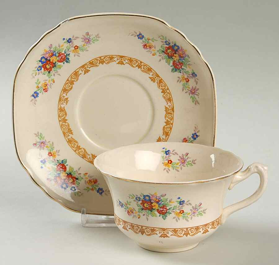 Shirley Flat Cup & Saucer Set by Wedgwood-1