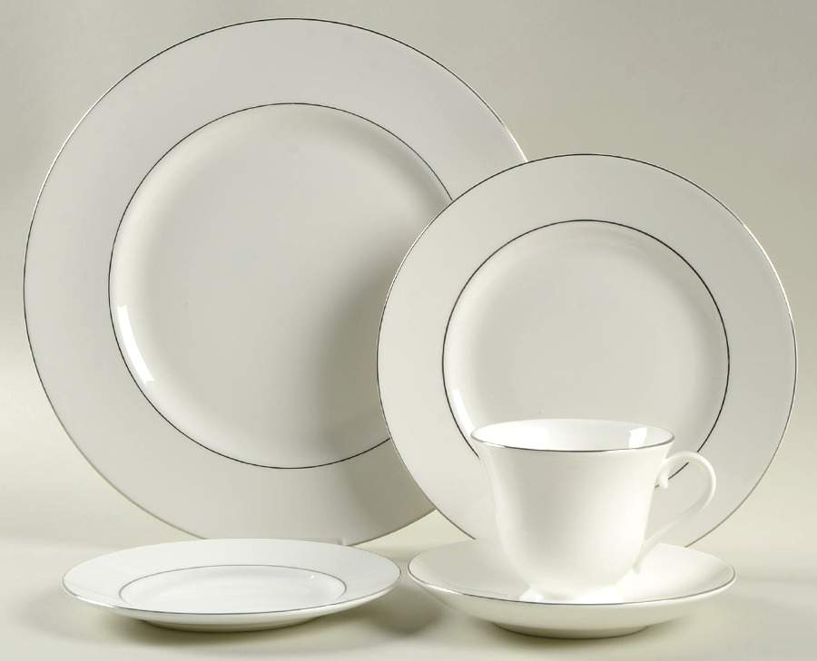Signet Platinum 40 Piece Estate Set by Wedgwood-1