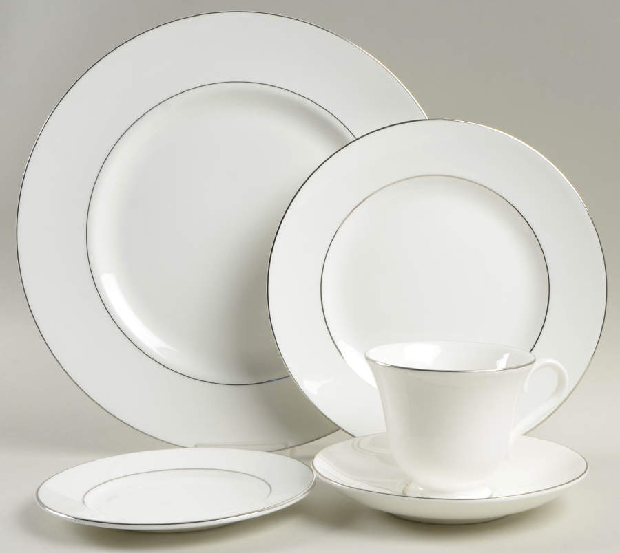 Signet Platinum 5 Piece Place Setting by Wedgwood-1