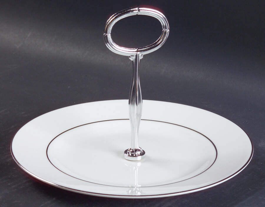 Signet Platinum Round Serving Plate with Handle (SP) by Wedgwood-1