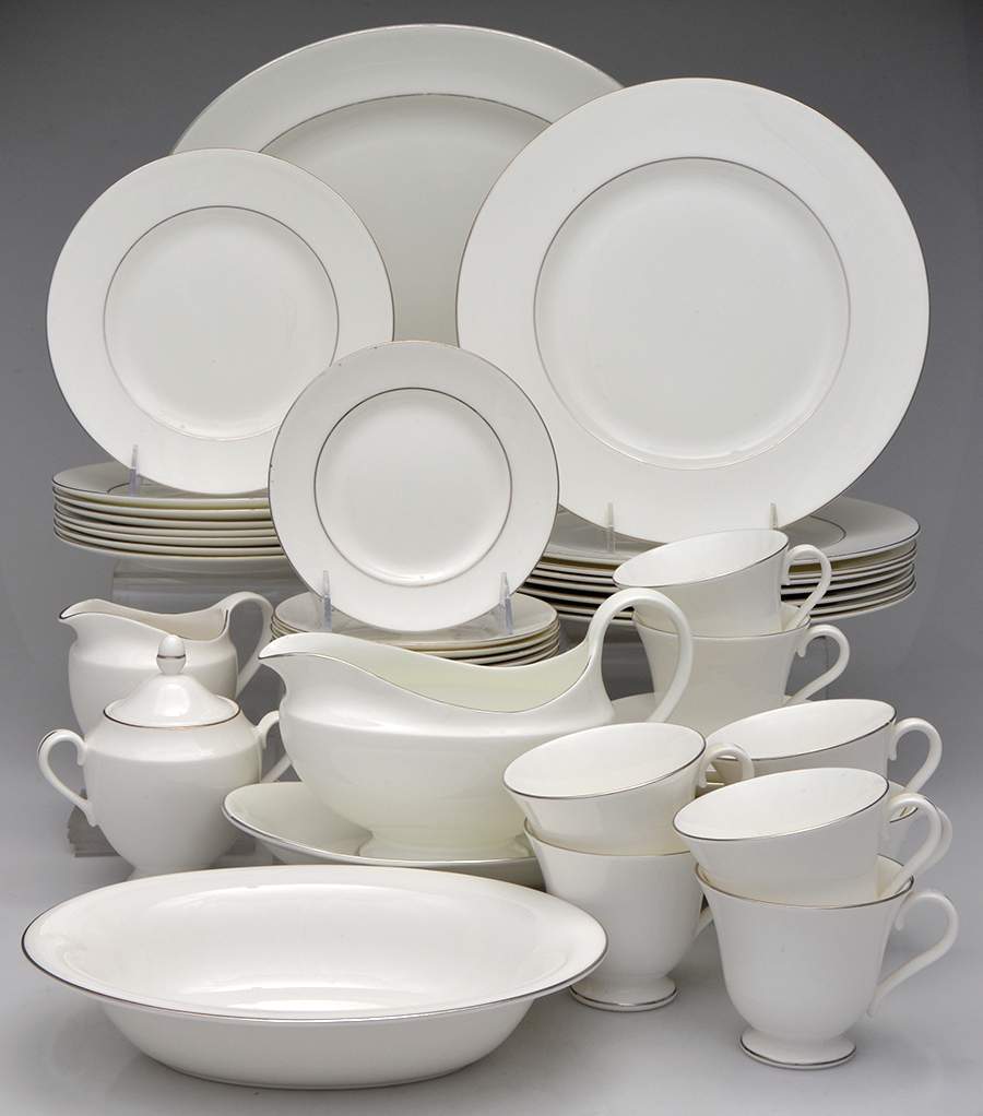 Signet Platinum 47 Piece Estate Set by Wedgwood-1