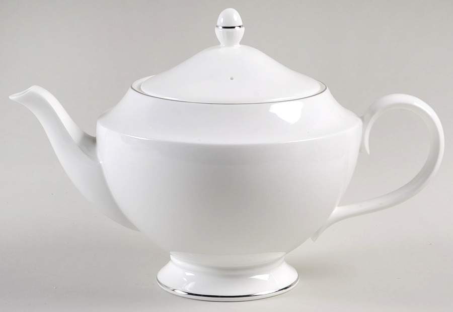 Signet Platinum Teapot & Lid by Wedgwood-1
