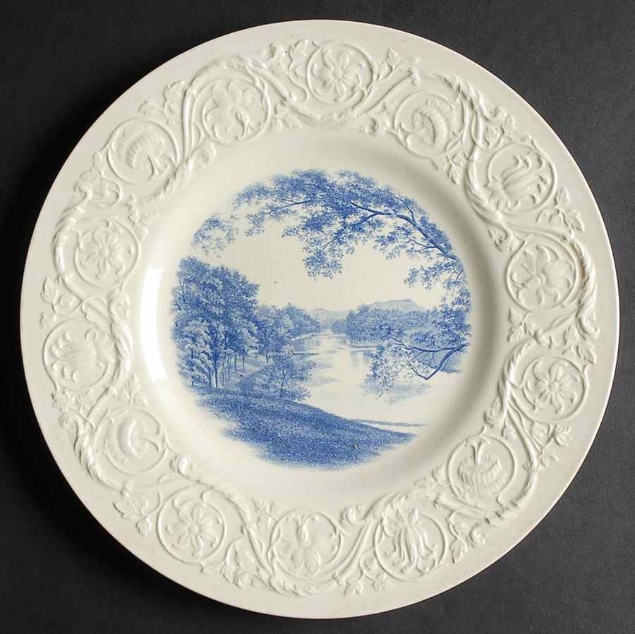 Smith College Blue Dinner Plate by Wedgwood-1