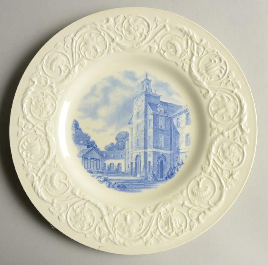 Smith College Blue Dinner Plate by Wedgwood-1