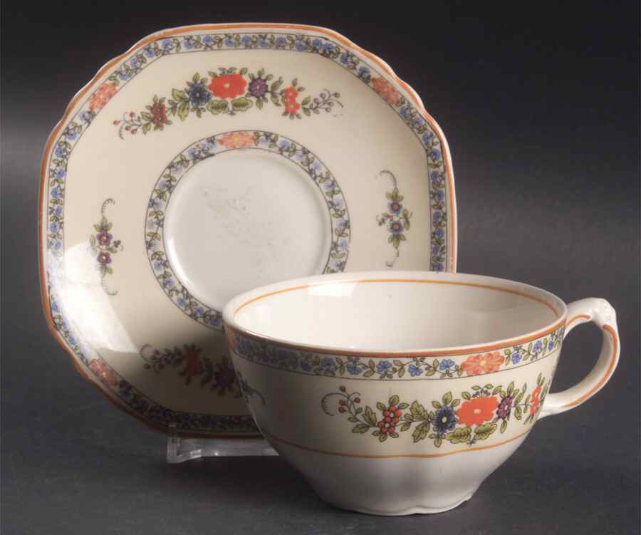 Somerset Flat Cup & Saucer Set by Wedgwood-1